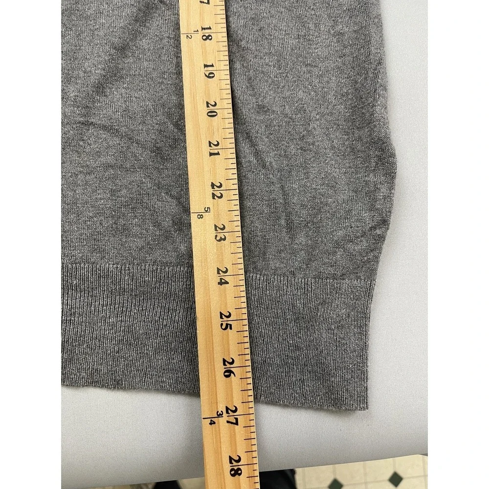 Banana Republic‎ Men's Gray V-Neck Sweater Size M Silk Cotton Cashmere Blend